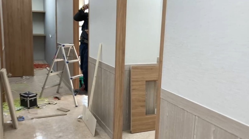 파랑 사무실 공사중2.jpg